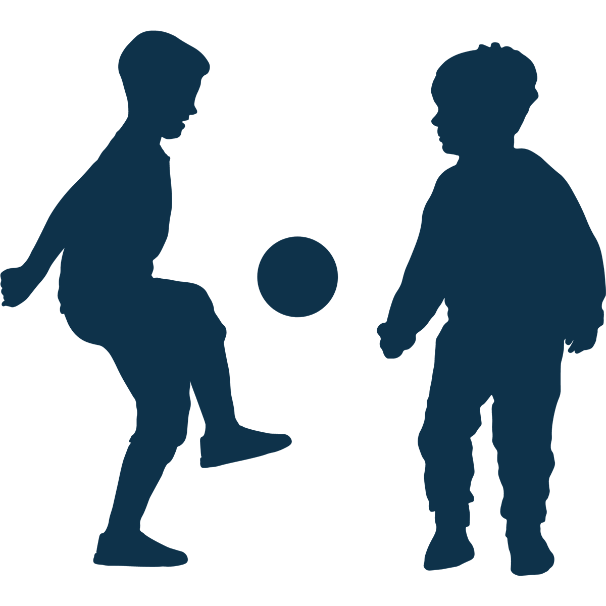 To siluetter av gutar som trikser med ball. Illustrasjon. - Klikk for stort bilete